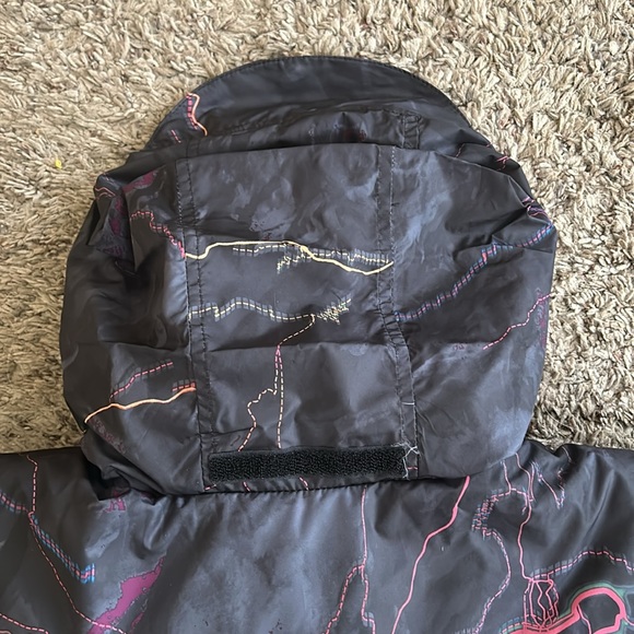 The North Face Men's 1996 Retro Nuptse - Picture 5 of 10